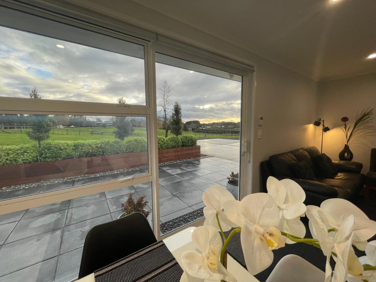 Veld View Bed And Breakfast Tuakau المظهر الخارجي الصورة